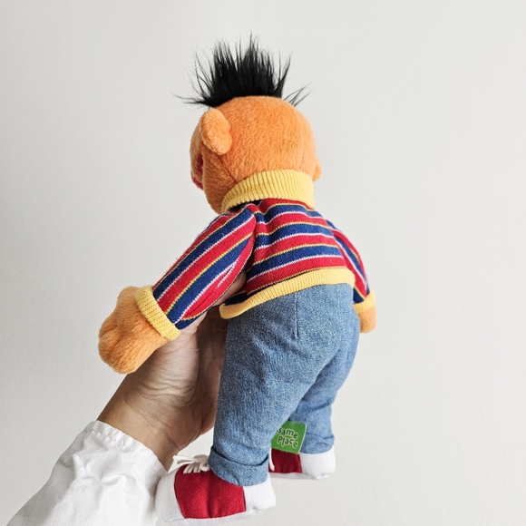 Sesame Street Ernie Plush Soft Comic Toy 2012 Sesame Workshop Collectible 10.5" - Picture 12 of 16